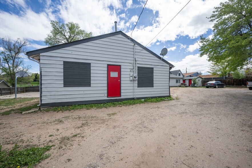 More Photos Of 3445 W Mansfield Ave, Denver Apartments For Sale
