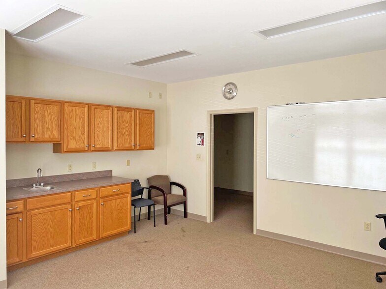 More Photos Of 715 Washington Blvd, Williamsport Office For Lease