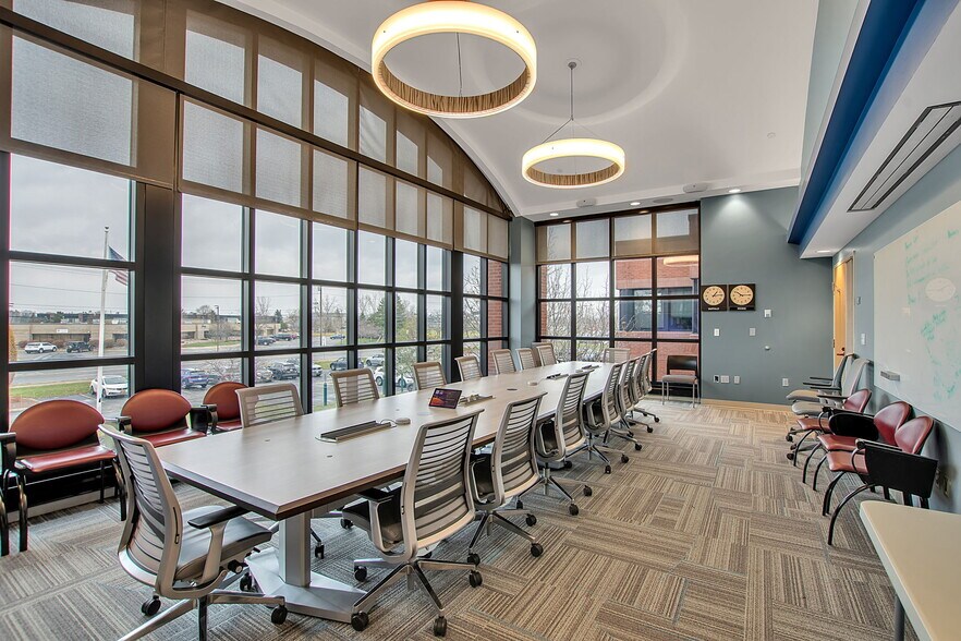 More Photos Of 1759 Wehrle Dr, Amherst Office For Lease