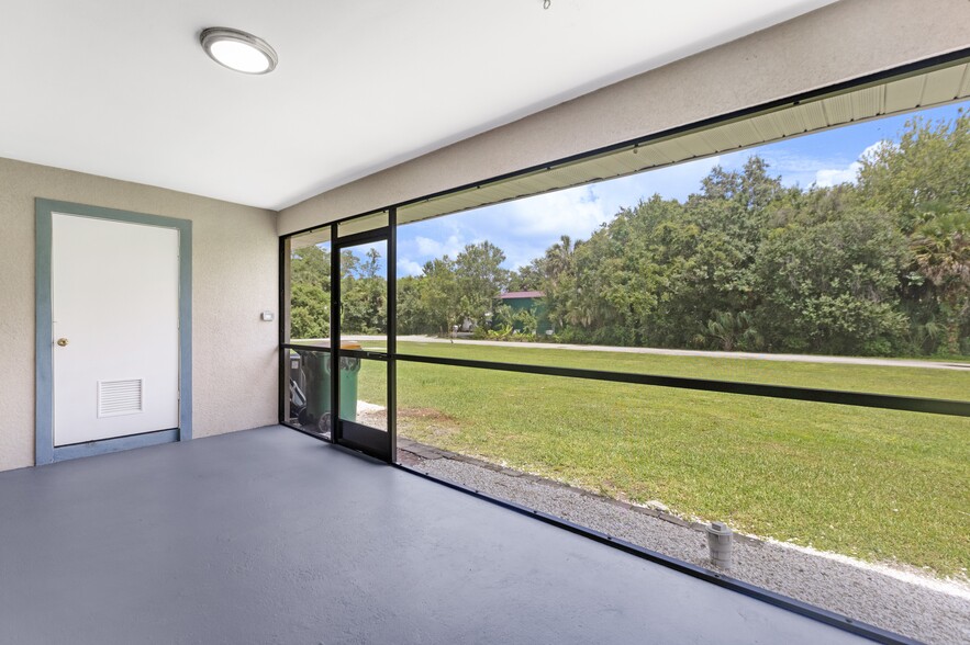 More Photos Of 6240 Rattlesnake Hammock Rd, Naples Apartments For Sale