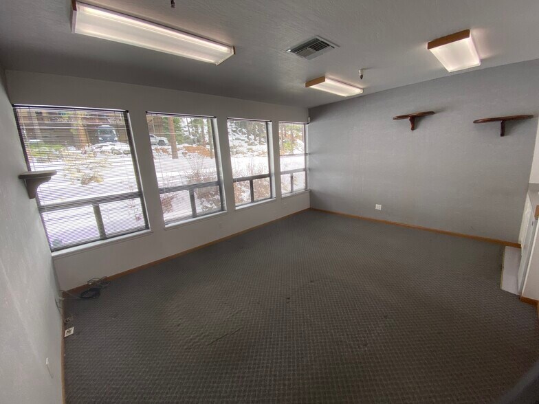 More Photos Of 295 Highway 50, Stateline Office For Sale