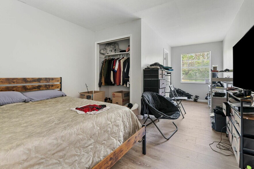 More Photos Of 1068 Wooddale Church Rd, Strawberry Plains Apartments For Sale