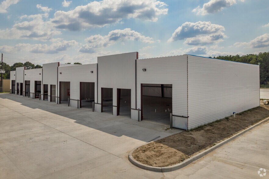 Primary Photo Of 18011 Cypress Rose Hill Rd, Cypress Unknown For Lease