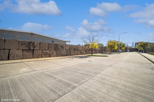 More Photos Of 1348 W Concord Pl, Chicago Office For Sale