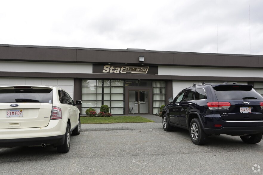 More Photos Of 200 Butterfield Dr, Ashland Warehouse For Lease