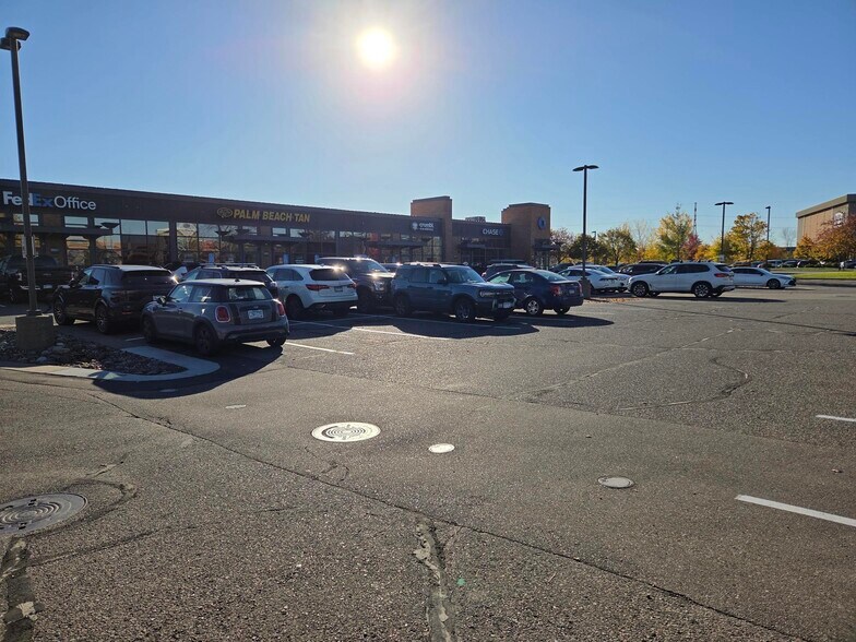 More Photos Of 5330 Cedar Lake Rd, Saint Louis Park Unknown For Lease