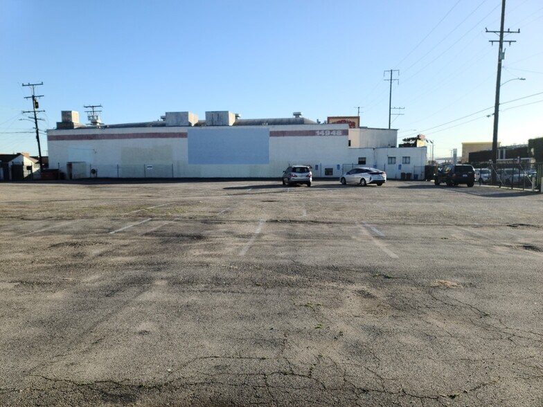 More Photos Of 14948 Crenshaw Blvd, Gardena Movie Theatre For Sale