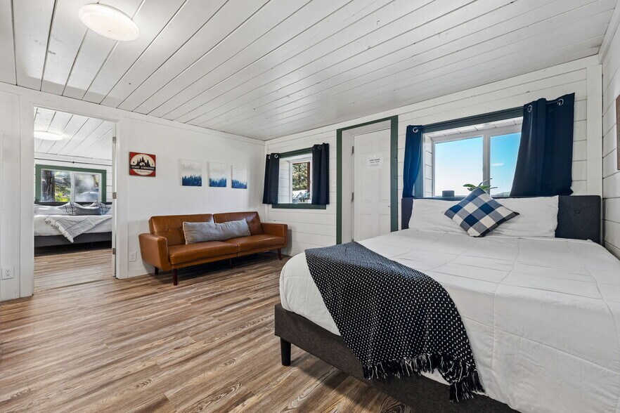 More Photos Of 7100 County Road 501, Bayfield Lodge Meeting Hall For Sale