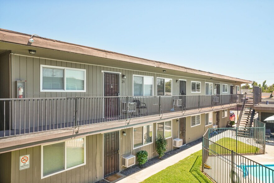 More Photos Of 1017 H St, Antioch Apartments For Sale