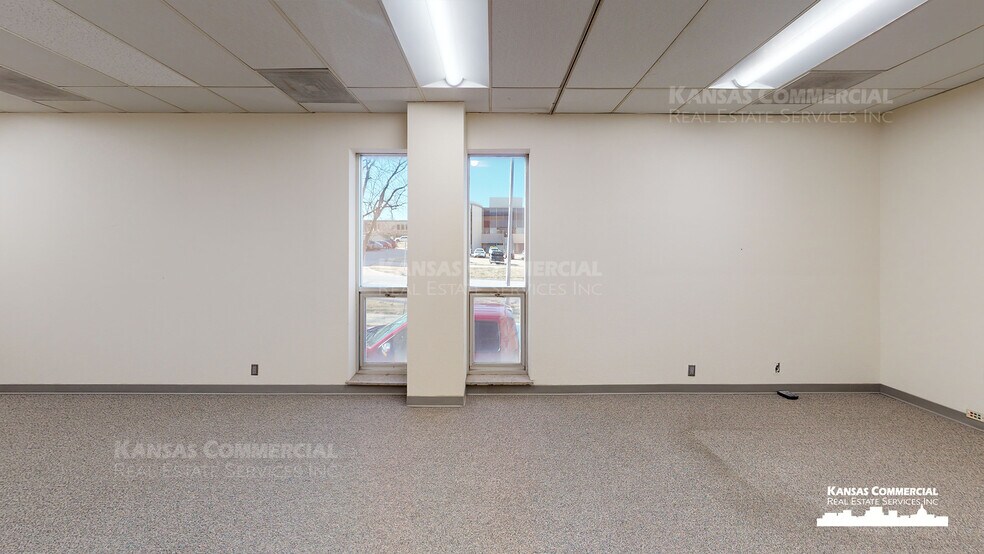 More Photos Of 400 SE Quincy St, Topeka Office For Lease