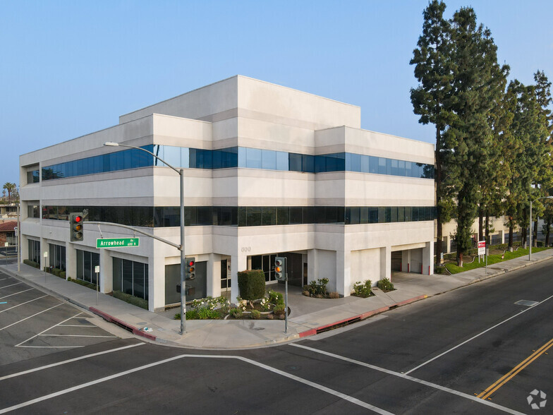 Primary Photo Of 600 N Arrowhead Ave, San Bernardino Office For Lease