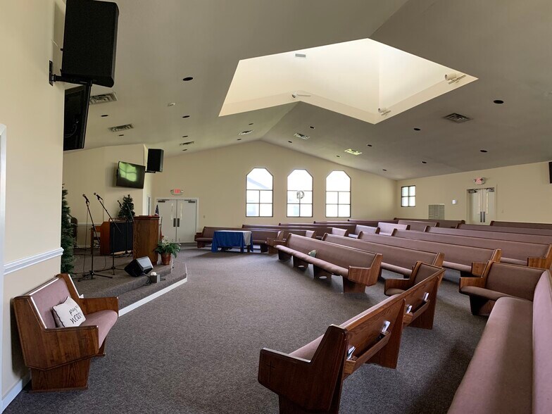 More Photos Of 31 Calhoun Ave, Greenville Religious Facility For Sale