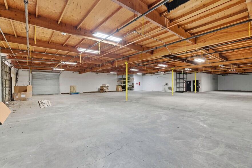 More Photos Of 3601 Ming Ave, Bakersfield Freestanding For Lease