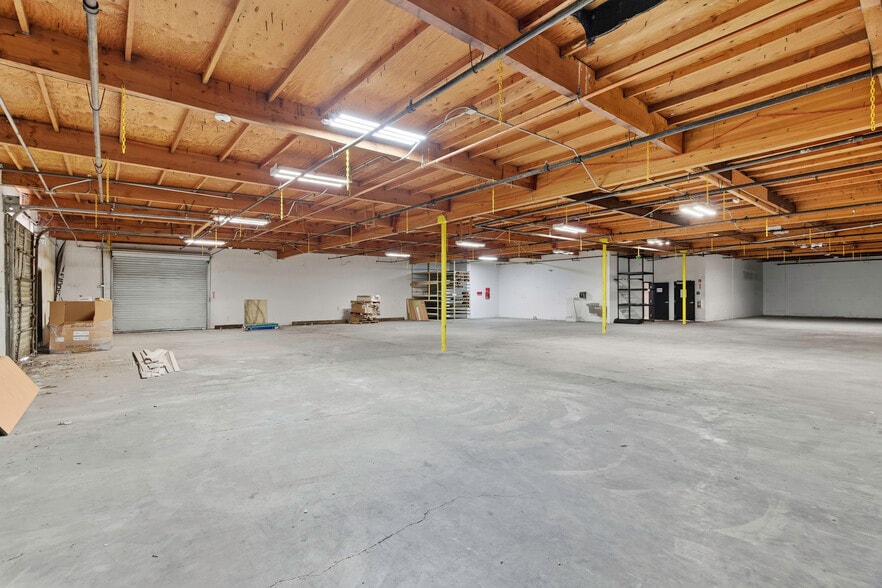 More Photos Of 3601 Ming Ave, Bakersfield Freestanding For Lease