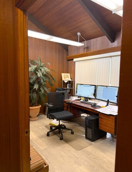 More Photos Of 3141-3143 Paul Sweet Rd, Santa Cruz Medical For Sale