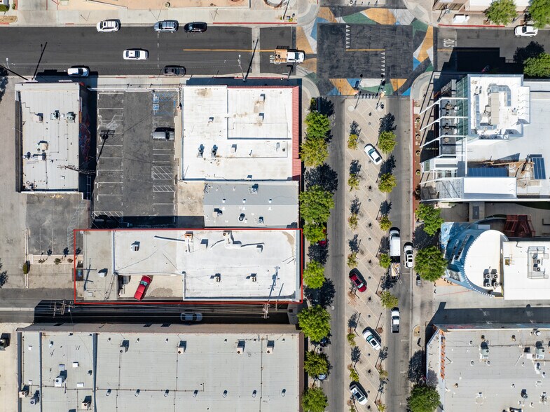 More Photos Of 656 W Lancaster Blvd, Lancaster Restaurant For Sale