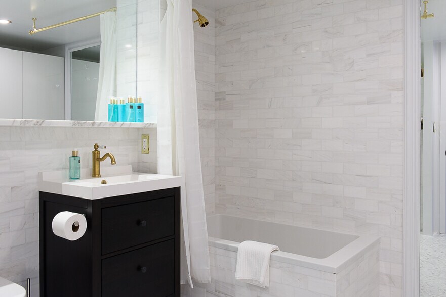 More Photos Of 165 Wyckoff St, Brooklyn Hospitality For Sale