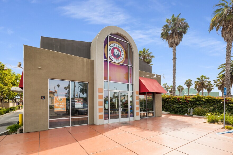 More Photos Of 1006-1036 Mission Ave, Oceanside Unknown For Lease