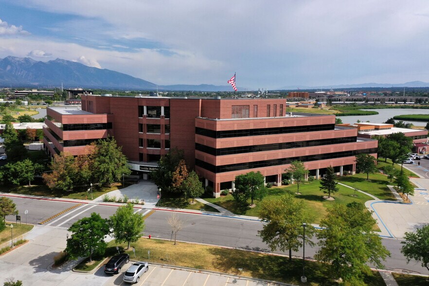 More Photos Of 2650 S Decker Lake Blvd, Salt Lake City Unknown For Lease