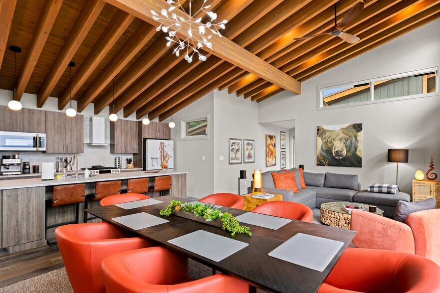 More Photos Of 893 Dick Mountain Drive, Bailey Specialty For Sale