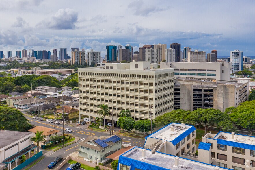 More Photos Of 321 N Kuakini St, Honolulu Office For Sale