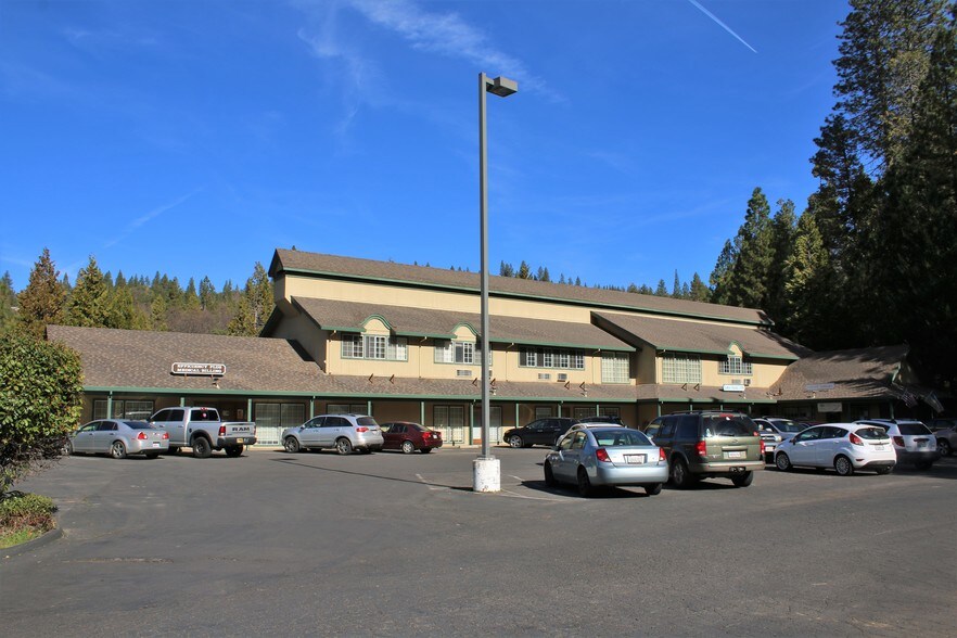 More Photos Of 18701 Tiffeni Dr, Twain Harte Office For Lease