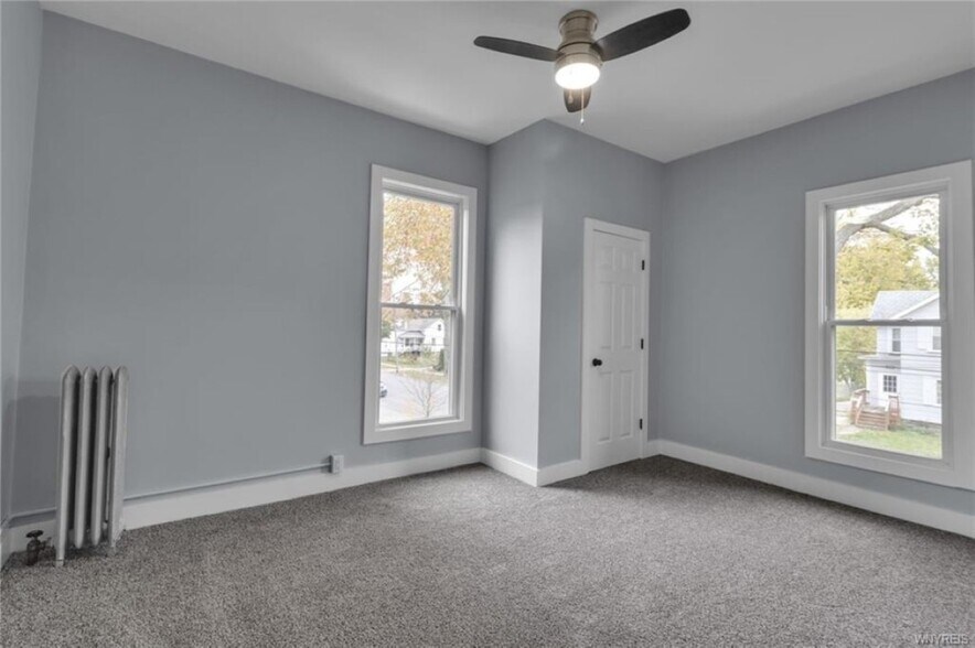 More Photos Of 49 William St, Tonawanda Apartments For Sale