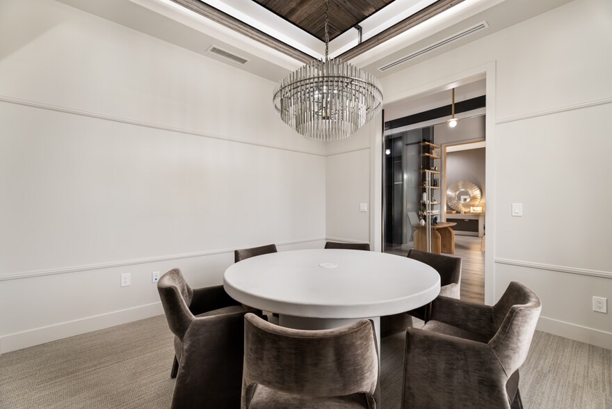 More Photos Of 725 W Elliot Rd, Gilbert Office For Sale