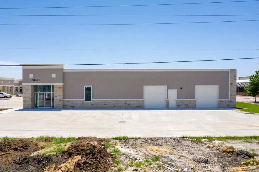 More Photos Of 333 E Bethany Dr, Allen Light Distribution For Sale