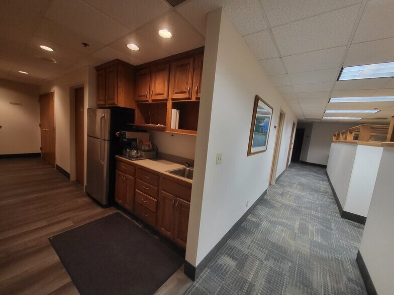 More Photos Of 220 Broadway Ave S, Rochester Office For Sale