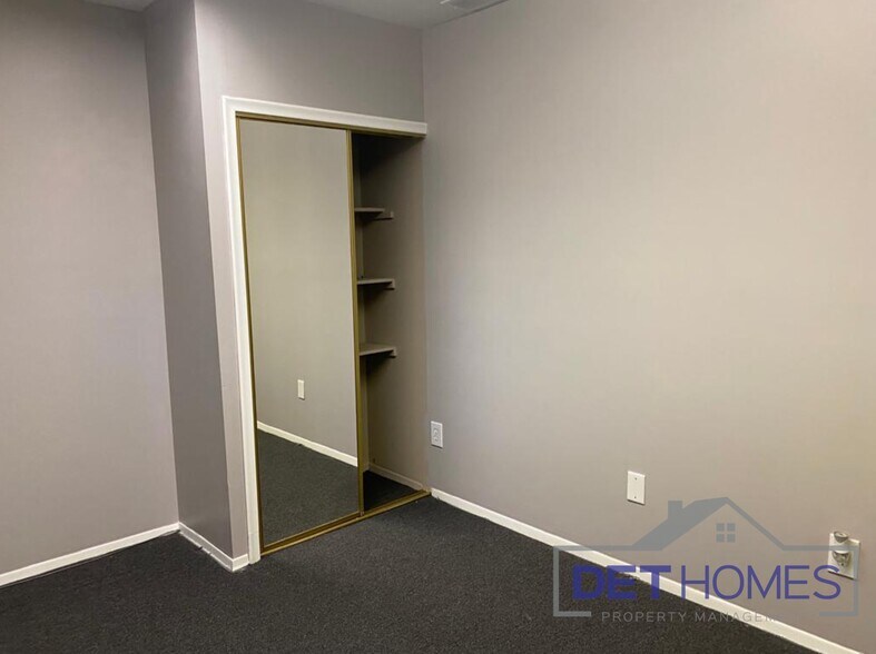 More Photos Of 17200 W 10 Mile Rd, Southfield Office For Lease