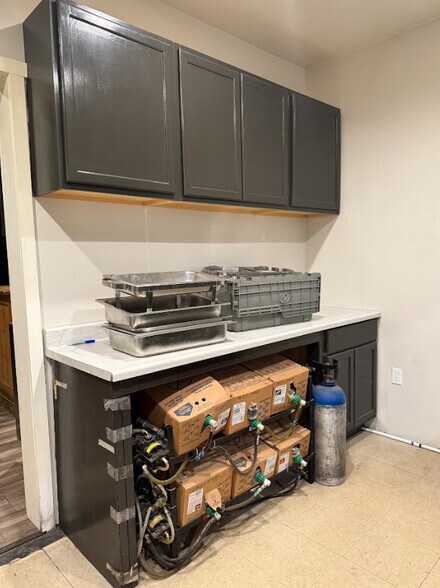 More Photos Of 87275 County Hwy 9-28, Christmas Valley Hotel For Sale