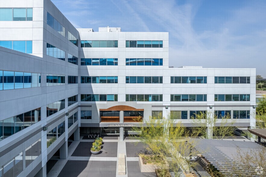 More Photos Of 2201 E Camelback Rd, Phoenix Unknown For Lease