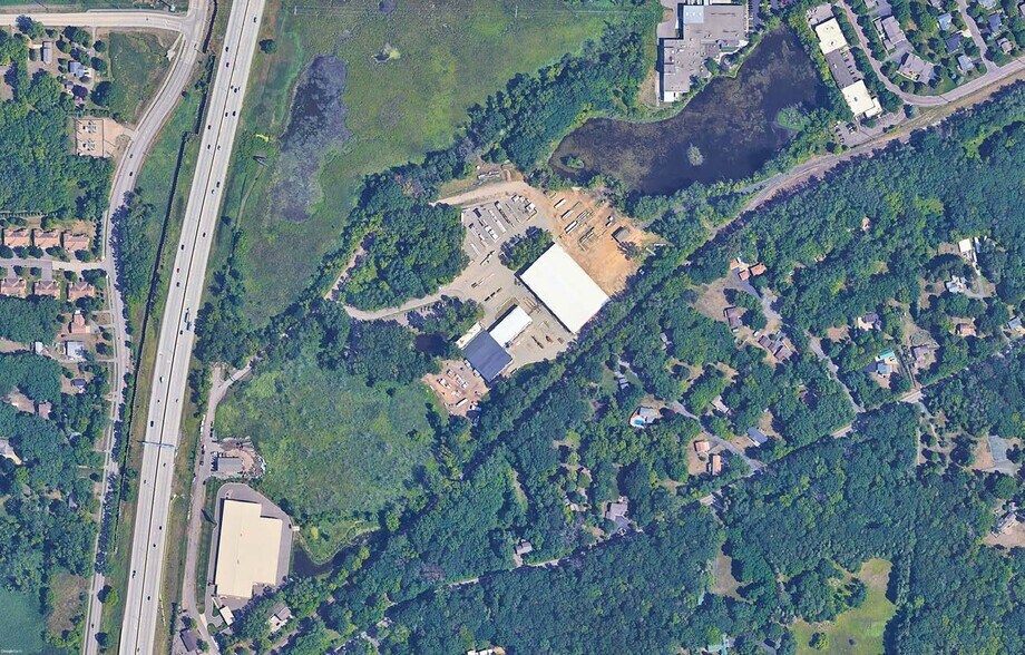 More Photos Of 4000 Labore Rd, Vadnais Heights Manufacturing For Sale