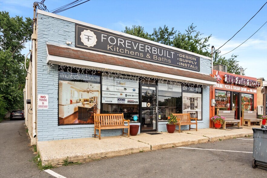 More Photos Of 610 Bear Tavern Rd, Ewing Freestanding For Lease