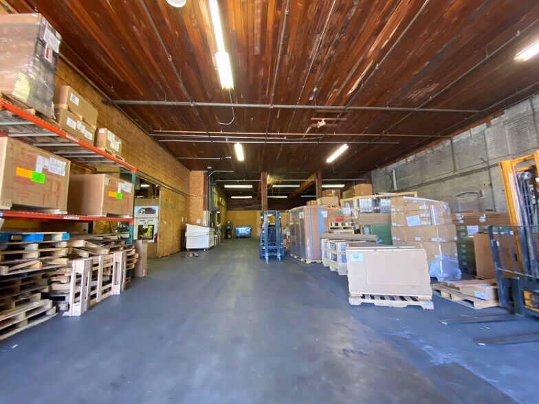 More Photos Of 8 W 9th St, Santa Rosa Warehouse For Sale