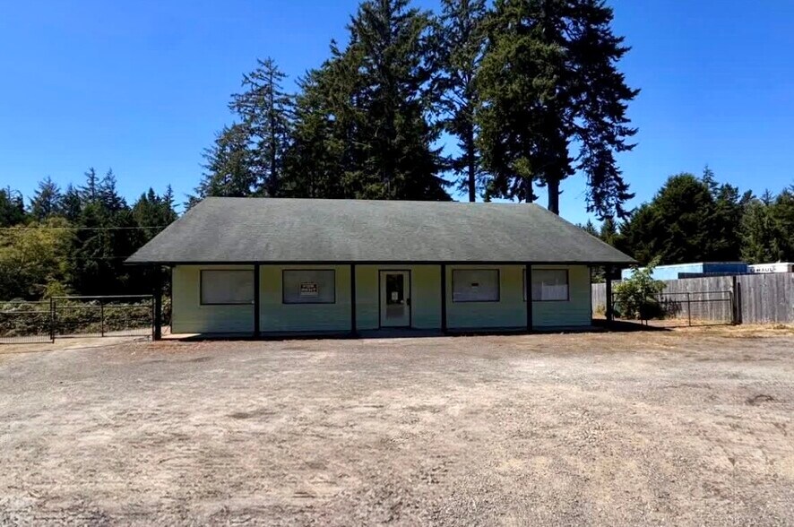 More Photos Of 85188 Highway 101, Florence Light Manufacturing For Lease