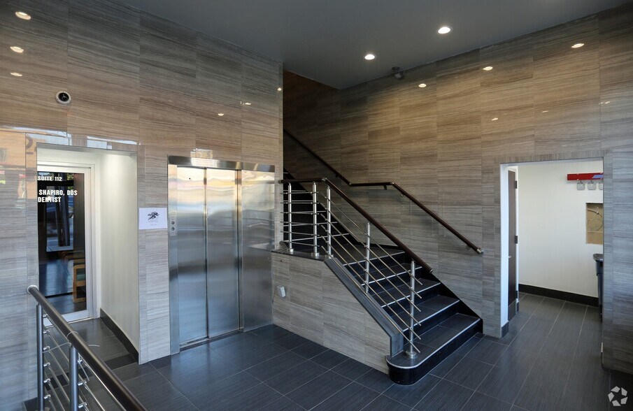 More Photos Of 24912 Jericho Tpke, Floral Park Office For Lease