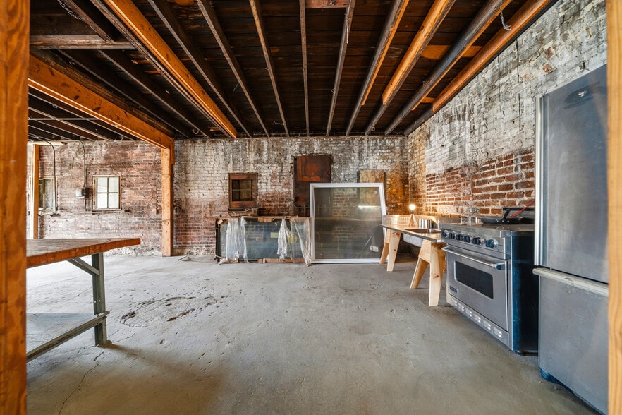 More Photos Of 540 Ouachita Ave, Hot Springs Storefront For Sale