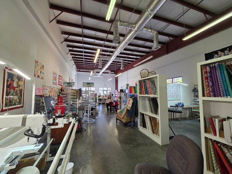 More Photos Of 4375 Bluffton Pky, Bluffton Storefront For Lease