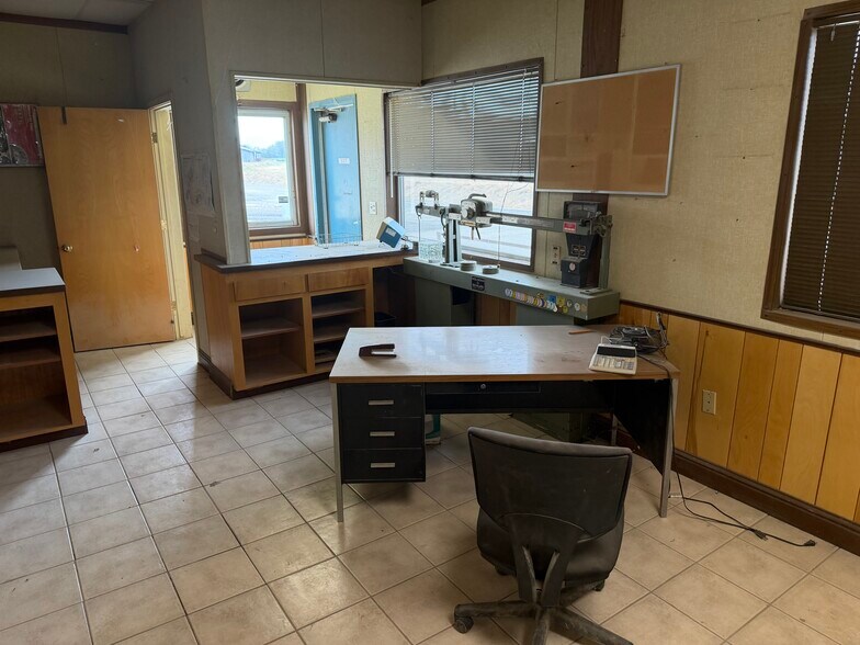 More Photos Of 7082 Tule Rd, Arbuckle Industrial For Sale