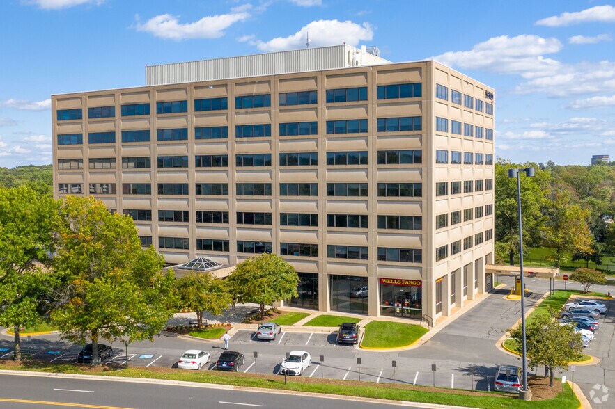 More Photos Of 11781 Lee Jackson Hwy, Fairfax Office For Lease