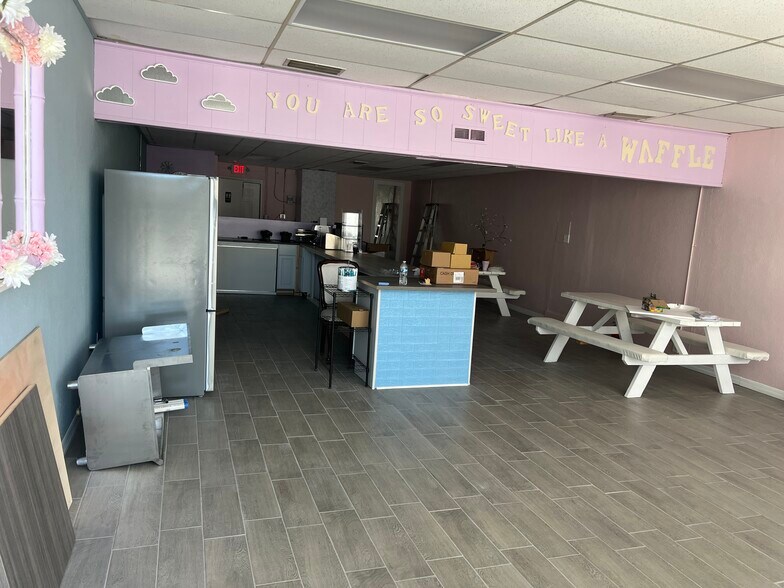 More Photos Of 1446 Gulf To Bay Blvd, Clearwater Storefront Retail Office For Sale