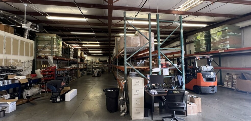 More Photos Of 2522 Merrychase Dr, Cameron Park Light Distribution For Lease