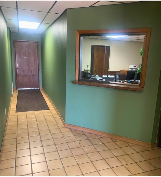 More Photos Of 7559 Farm to Market Road 119, Sunray Light Distribution For Sale