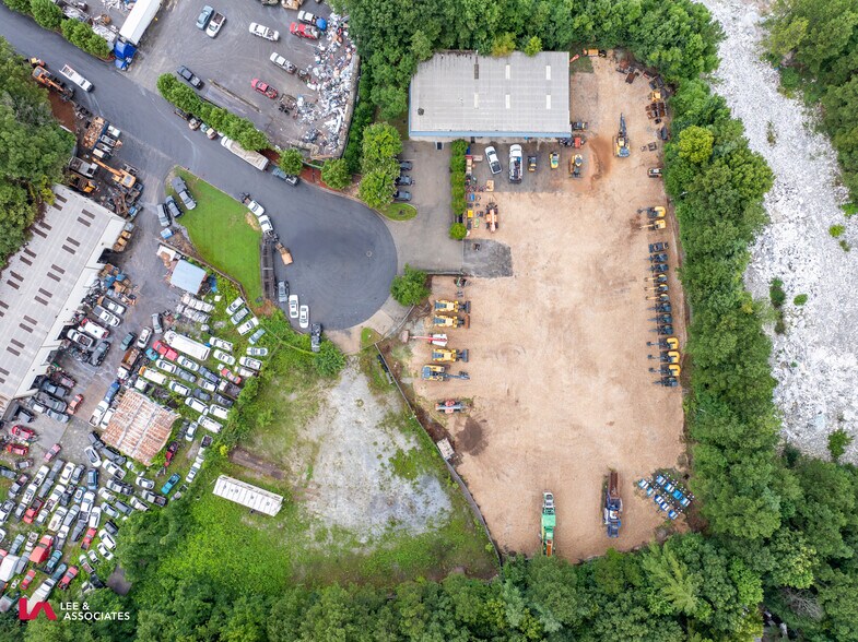 More Photos Of 2725 Keystone Ct, Norcross Industrial For Sale