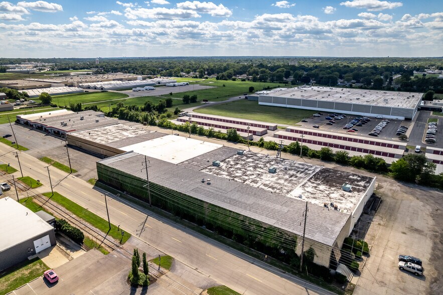 More Photos Of 6320 Material Ave, Loves Park Warehouse For Sale