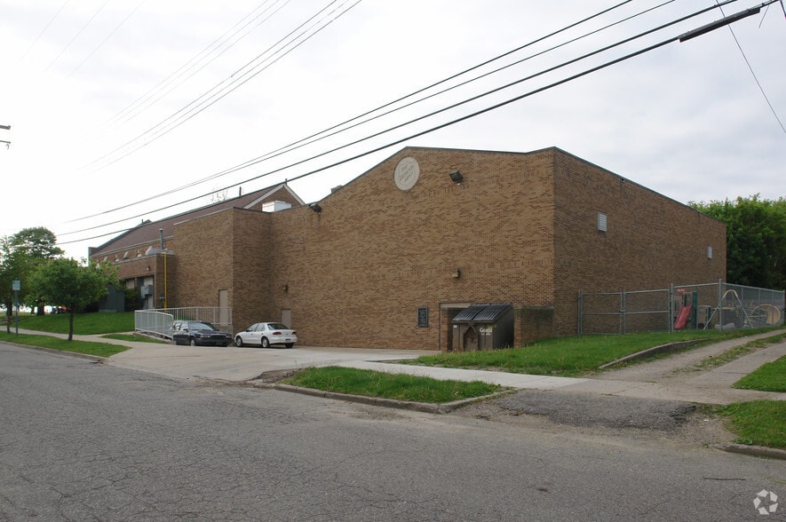 More Photos Of 525 N Pennsylvania Ave, Lansing Religious Facility For Sale