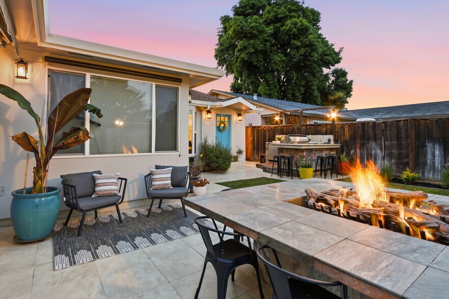 Primary Photo Of 2949 Driftwood Dr, San Jose Apartments For Sale