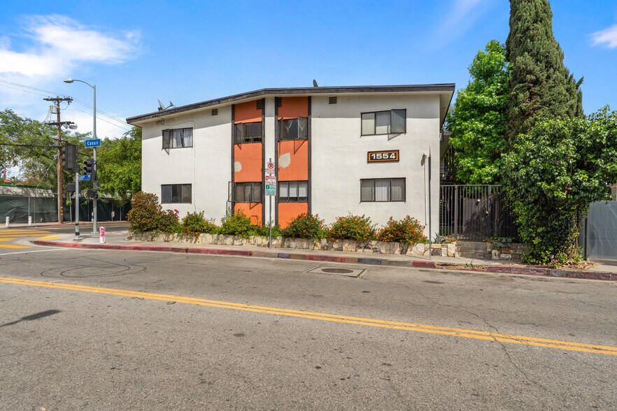 More Photos Of 6610 Selma Ave, Los Angeles Apartments For Sale